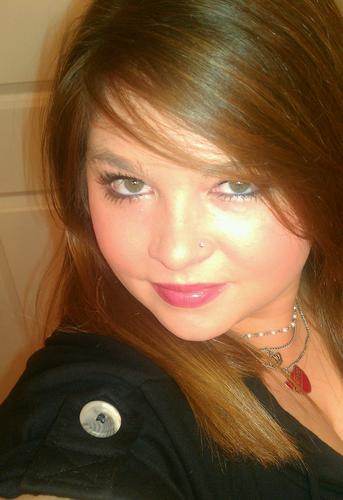 Love me or hate me I'm still guna be me!