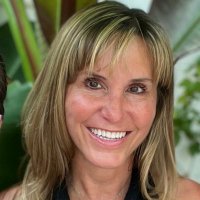 Suzanne Bennett, MD, FCCM (@critcatcincymd) 's Twitter Profile