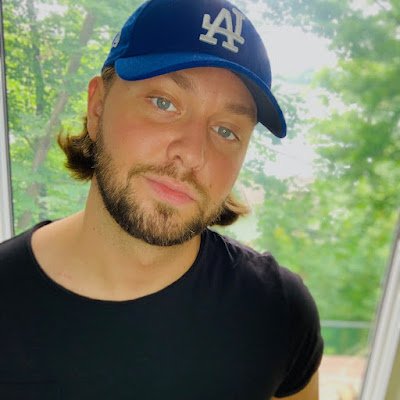 lavignephil_'s profile picture.