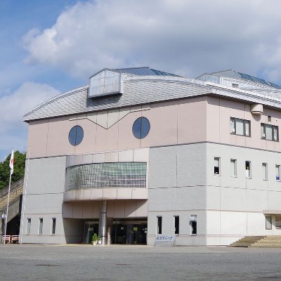 ginga_arena's profile picture. #銀河アリーナ アイススケート場の公式Xアカウントです。
相模原市まち・みどり公社、パティネレジャー、ミズノが管理しています。

利用案内やイベント情報などを発信いたしますので、よろしくお願いいたします。

#スケート #トレーニング #スポーツ #ホッケー #フィギュア #スピード