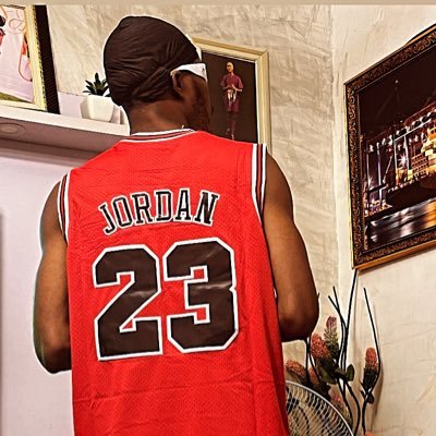 Believertosucc1's profile picture. I’m cargo freight and forwarder I clean good from over sea 🌊 🚝🛳✈️💛love of FOOTBALLER ⚽️🥅 @BELIEVER FC ⚽️⚽️