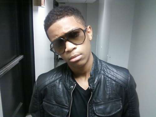 My Name is Jordan Young aka JYoung Im 15 yrs old singer/songwriter/dancer & I wanna take over the world, I love MJ, Usher & Chris Breezy! http://t.co/tKms1N9hy4