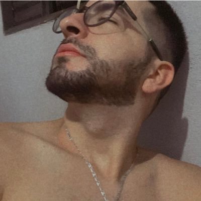 gusdan994's profile picture. 