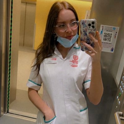 Second year student nurse at QUB📍👩🏼‍⚕️ Click the link to save lives!!! #organdonation 🦋❤️