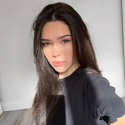 FrancheskaJone6's profile picture. Wealth consists not in having great possessions, but in having few wants