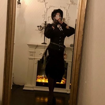 Sahara_hanano's profile picture. LARP初心者が無謀にも専用垢を作りました。 クトゥルフ、ホラー、ドール、ゴシック、ファンタジー、スチームパンク、謎解き、トウフゴッカンが大好きです。 工房《とりらんとらんぱん》で東海中心にマルシェやイベントに出店しています。西洋ファンタジー専門ユニット《ヘクセンナハトの角灯》のお耳がついてる方の人です。