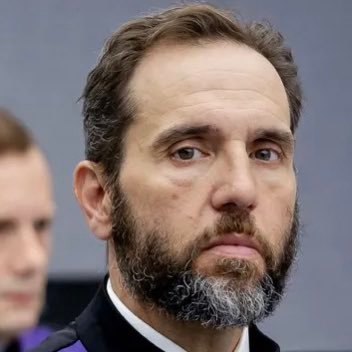 costapoker's profile picture. defeating Trump isn't the objective, it's a step to defeating Trumpism and corrupt politicians #resistance continues