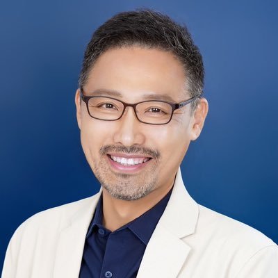 ️ ☘️ 평화와 통일이 우리의 일상과 깊게 연결되어 있다고 생각합니다. ☘️ 스타트업, 인공지능과 오래된 미래를 생각합니다. 📌 관심분야 • 남북경협 대안적 모델 ‘통일사회적기업’ 연구 실천, AI 인공지능, 스마트시티
