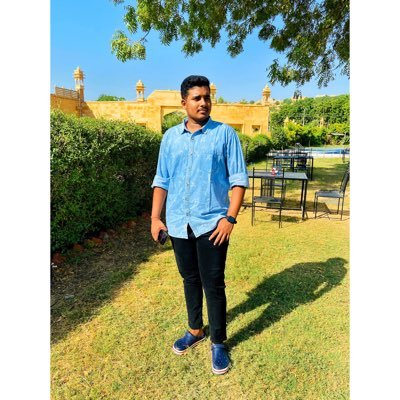 Asutosh_18's profile picture. 