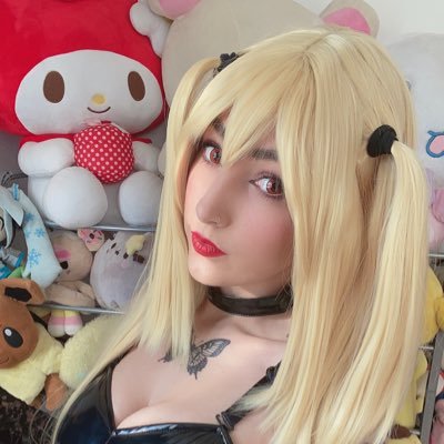 Cosplayer, Otaku gamer. Amante de los gatitos y los memes                                      💕besos en los codos💕