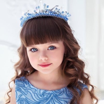 Mlath9_'s profile picture. لا عزيز ينسى ولو مر على وفاته ألف سنة💔