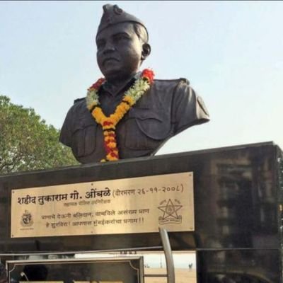 swapnil70127530's profile picture. हिरण्मयेन पात्रेण सत्यस्यापिहितं मुखम् ।
तत् त्वं पूषन अपावृणु सत्यधर्माय दृष्टये ॥