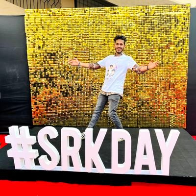 zayyu_sayyed's profile picture. Srkian
insta:- iamzayyu