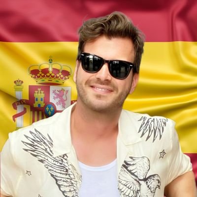 First fan account in Spain dedicated to the wonderful Turkish actor and model @kivanctatlitug 🇹🇷 Photos 📸 Videos 📽 and GIFs edited by me 😉 My name is Mayka