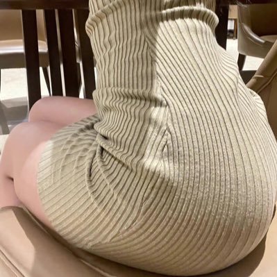 ssha593's profile picture. 武汉少妇 期待激情的邂逅 ，不要一过来就问多少的 🤢恶心 素质私信 诚意邂逅线下 ，门槛➕V 约