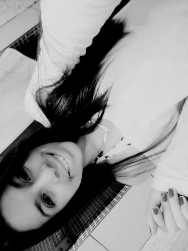 O vento que te leva é o mesmo que te traz;
Sigam-me os bons!
