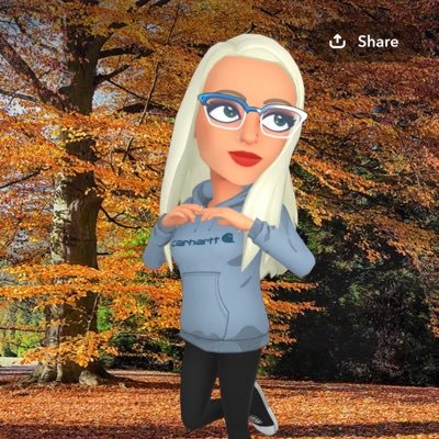 AnneWalnut23's profile picture. Lover of the @NHLBruins🐻💛🖤