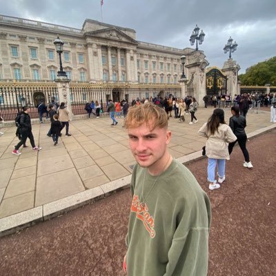 calllumcurrie's profile picture. Shrimps