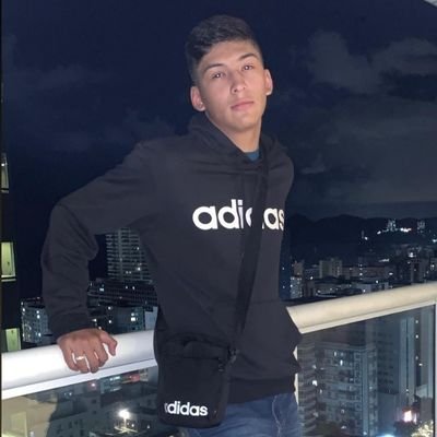 segue lá na twitch 
  https://t.co/kdqCkAOExp
Insta:https://t.co/Wd4od6rKbb

insta:Muhzirillo44 

#FAZEUP
@SantosFC