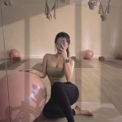 52vc9SmL5ni6FXE's profile picture. 联系主人电报：https://t.co/5dX7wKYgan❤️‍🔥