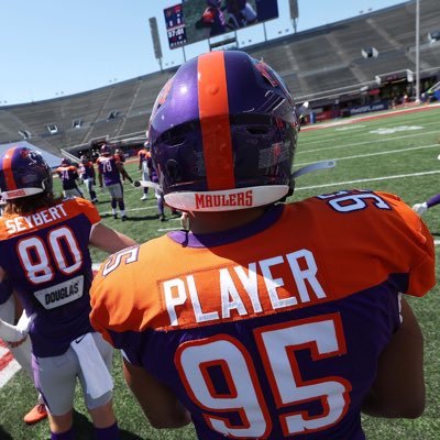 yungnas45's profile picture. 