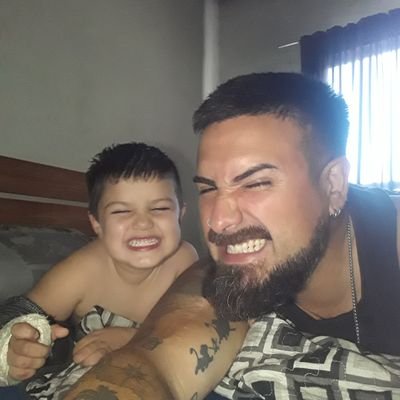 GonGalindez's profile picture. Estudiante de Como la gente se puede hacer vegetarino/a??. Socio e hincha de Rosario Central.