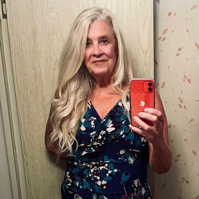 DixieLe29126743's profile picture.
