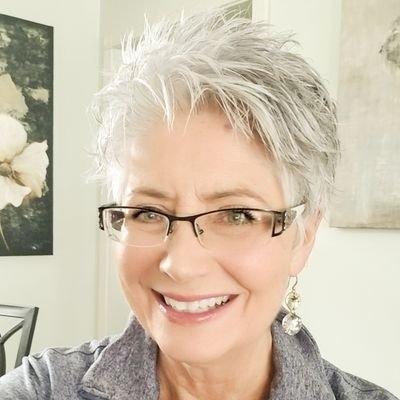 carolannray3's profile picture. RN, artist, wife, mother, faithful follower of Jesus Christ. No DMs.