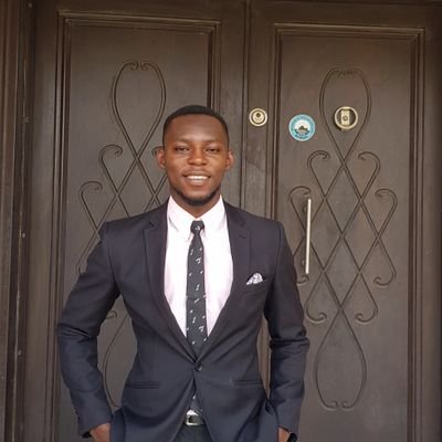 Accountant💼||
Model🕴️||
Business & Football enthusiast|| Best quotes : Vision speaks to dreamers in the long run