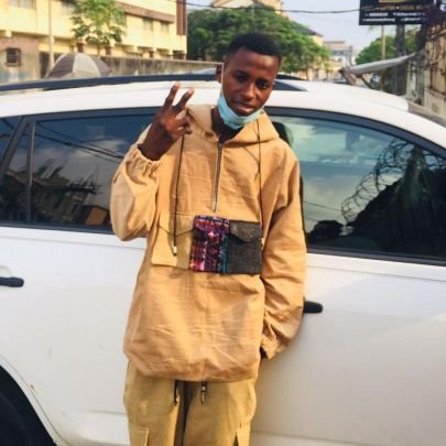 DollyTee9's profile picture. musician