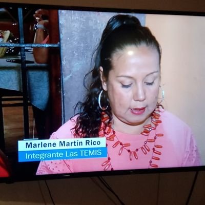 Mujer Queretana, abogada, defensora de DDHH, madre, soñadora incansable, luchadora social. 
#NiUnPasoAtrás
¡Hasta que la Dignidad se Haga Costumbre!