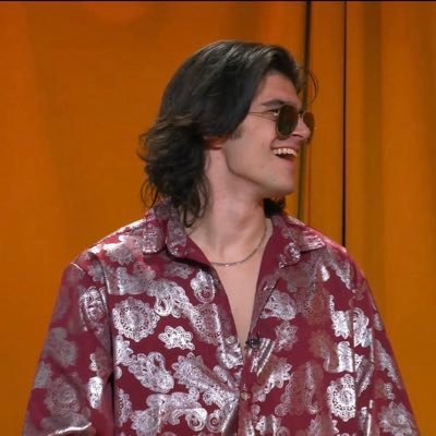 o/ I’m Moth |20 | I’m just here mainly here to chill |Multi Fandom| I interact with 18+content | DNI: following Cc’s, Poppytwt, -18