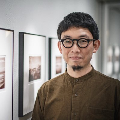 Photography Artist, Tokyo/Kyoto/Hokkaido. 

東京で新作個展を開催中です
★個展 4/20-5/12「光と気配」(湿板) 金柑画廊, 東京目黒