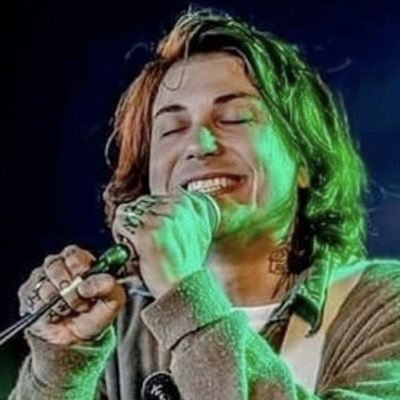 honestly I’m convinced the best of me is the worst of me 🖤SEEING MCR 7/19, 7/26🖤
