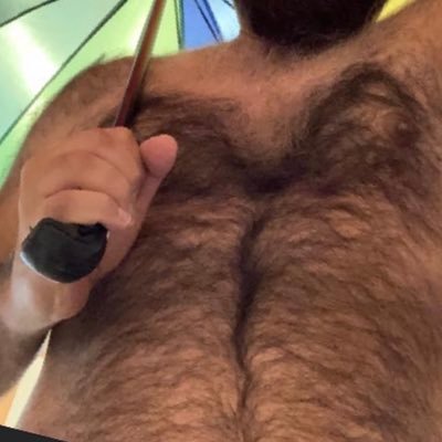 Man looking for sex fun and fantasy hairy hole pussy bot into high kinky fun