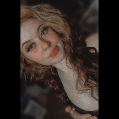 NicoleLiya's profile picture. here for your needs 💋