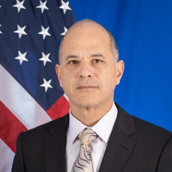 Jonathan Henick, a member of the Senior Foreign Service, was sworn in as U.S. Ambassador to Uzbekistan on October 14, 2022.
Terms of Use: https://t.co/QPRZNo9f2j