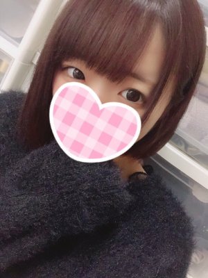 22才の女子大生。えろねた多め♡騎乗位が好き💛