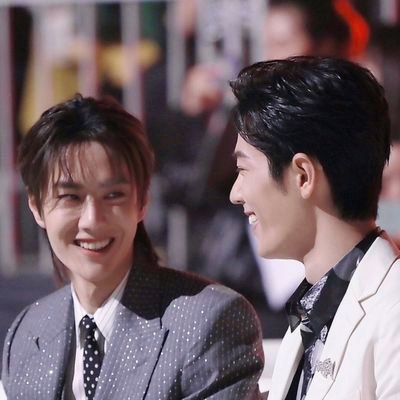 BJYX ꜱᴢᴅ🦁🐰
ᴶᵘˢᵗ ᵇᵉᶜᵃᵘˢᵉ ˢᵒᵐᵉᵗʰⁱⁿᵍ ˢᵒᵘⁿᵈˢ ᶜʳᵃᶻʸ ᵗᵒ ʸᵒᵘ, ᵈᵒᵉˢⁿ'ᵗ ᵐᵉᵃⁿ ⁱᵗ'ˢ ⁿᵒᵗ ʳᵉᵃˡ
