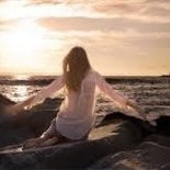 yuzuki99652828's profile picture. 極貧からの逆転人生🍀
スマホ1台で起業して気づけば5社を経営🌈
今は稼げる方法を教えたり現金プレゼント企画をしています🎊
今LINEで繋がれた方は限定でお金配りキャンペーンにご招待します🌸
まずは気軽にふぉろーしてください🎉