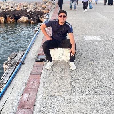 Ich bin ein Single-Mann, nur Single-Mädchen sollten mich für eine Beziehung kontaktieren. ve sadece bayanlar yazabilir.