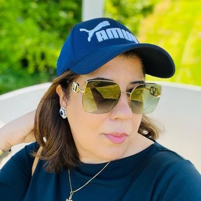 Dacă crezi în tine, orice poate fi posibil.
Sunt un Business Owner Boutique și cosmetice 💅💄💄