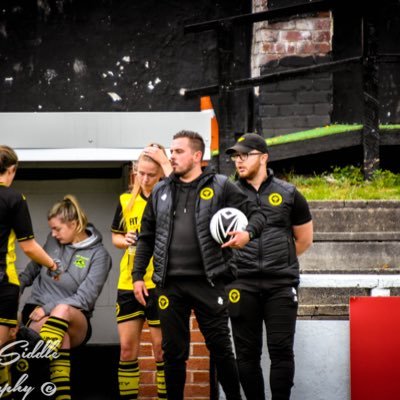 Football Coach ⚽️🖤 | Founder & head coach @Mancunianunity🐝💛 | ⚽️➡️🇬🇧🇫🇷🇪🇸🇹🇷🇺🇸✈️ My thoughts are my own