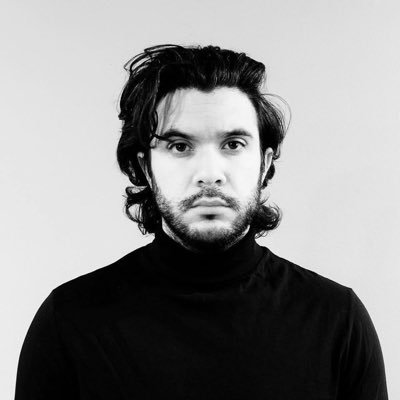 witching_mouth's profile picture. creepy like crawly 🕷️🪞