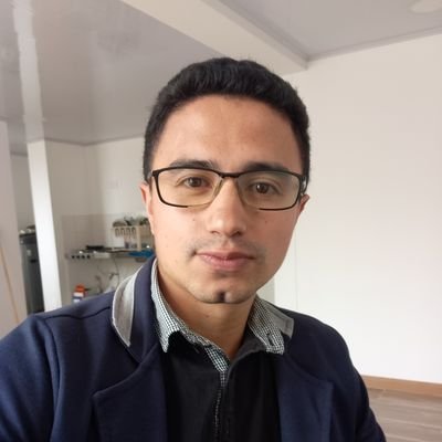 Camilob21545827's profile picture. 