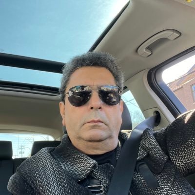 I’m a happy funny honest guy I like knocking going outside listening to music . I’m single and honestly love niece and sweet ladies…