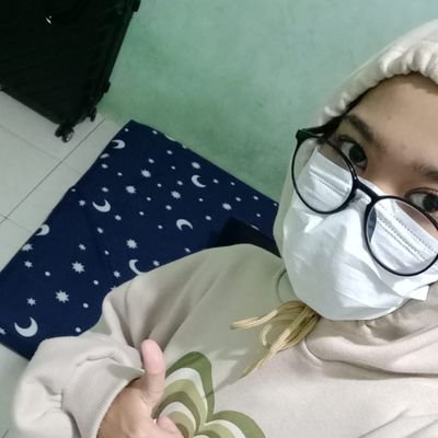 iredwiw's profile picture. iya, gigi seri bawahnya cuma 3