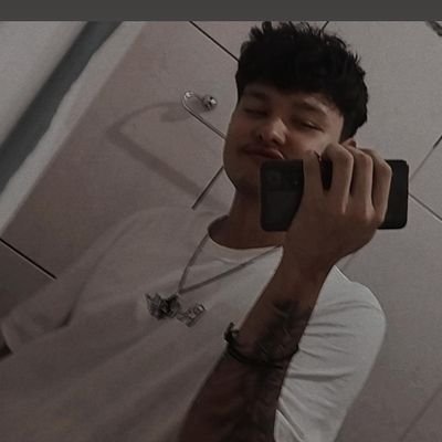 Nishuww's profile picture. Desenvolvedor python. 
Só entro nessa desgraça as vezes.