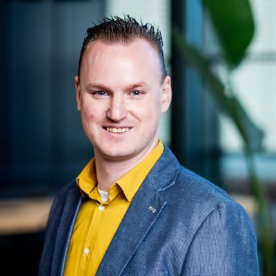 s_vanoss's profile picture. Father of Robin, Bjorn & Max, listening to music whole day long and always busy with what IT brings us the next day!