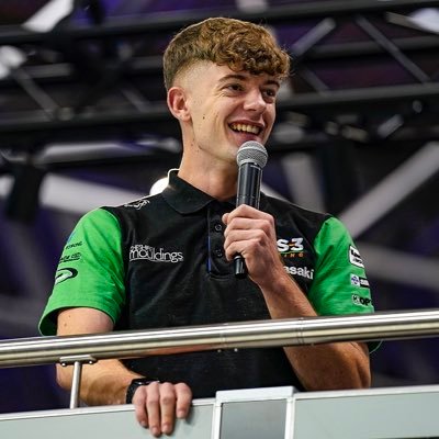 British Superbikes Rider for Completely Motorbikes Kawasaki 💚 2022 British Superstock Champion 🏆🚀